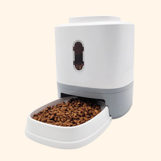 Pressure-operated kibble dispenser